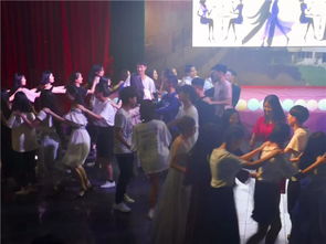 泉州高校交誼舞晚會在我校舉行
