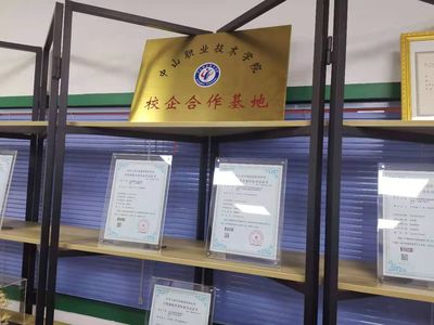 瞄準智能停車藍海市場 中山職院“創客”真是棒